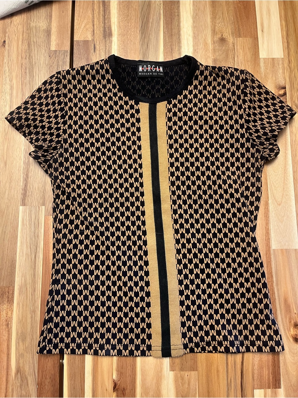 Black & Tan Logo Short Sleeve Top